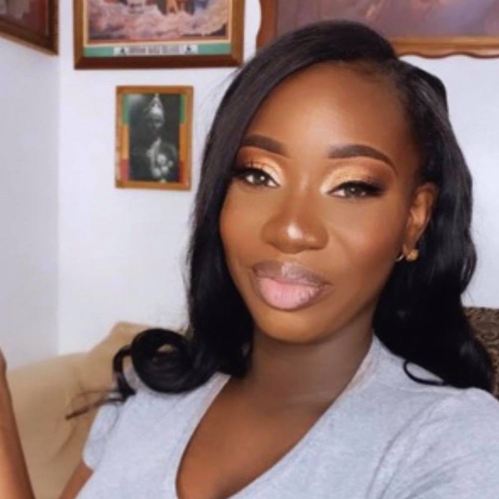 Meet your Posher, Aquila